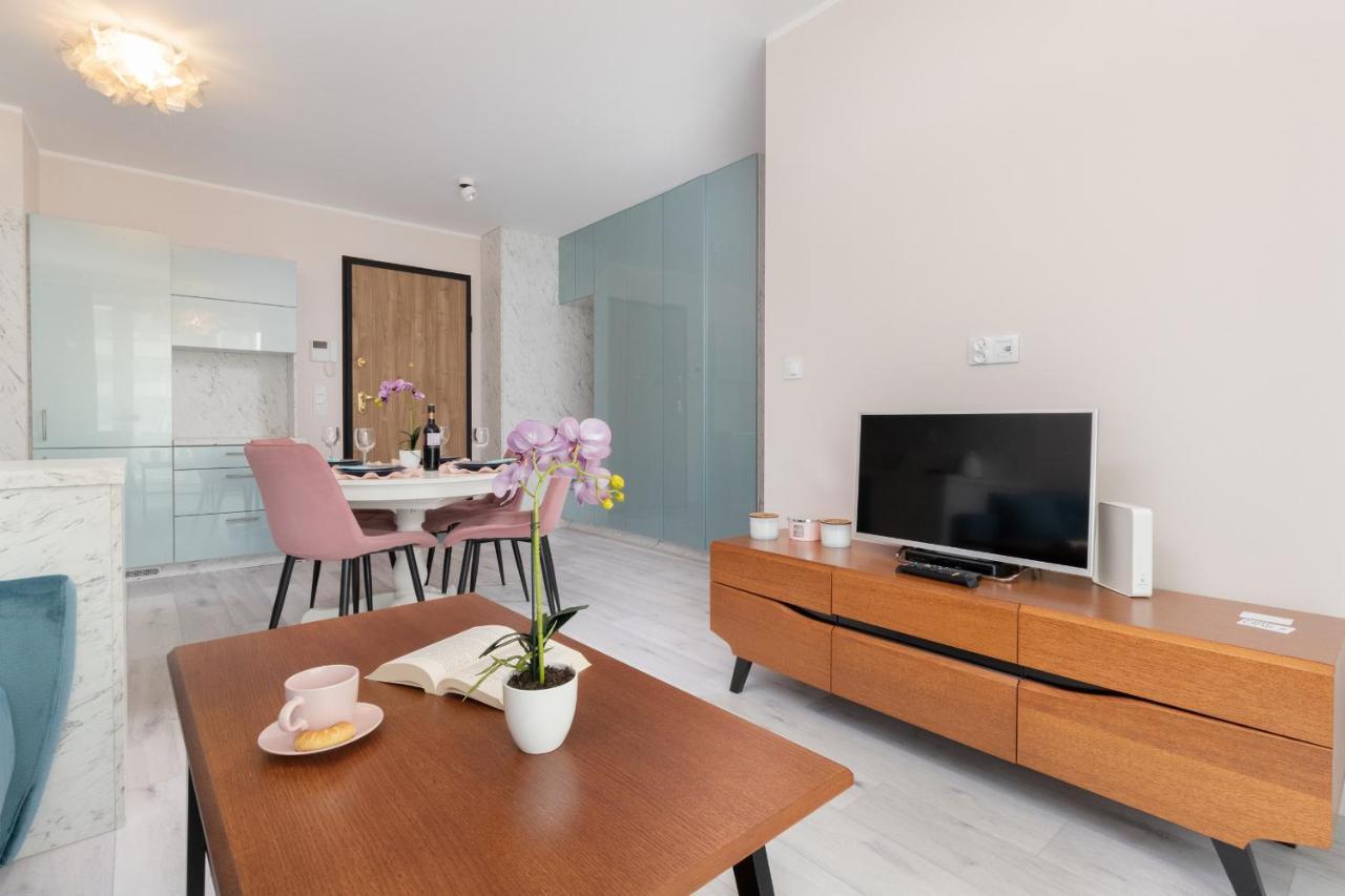 Plac Unii Apartment Gdynia By Noclegi Renters Exterior foto