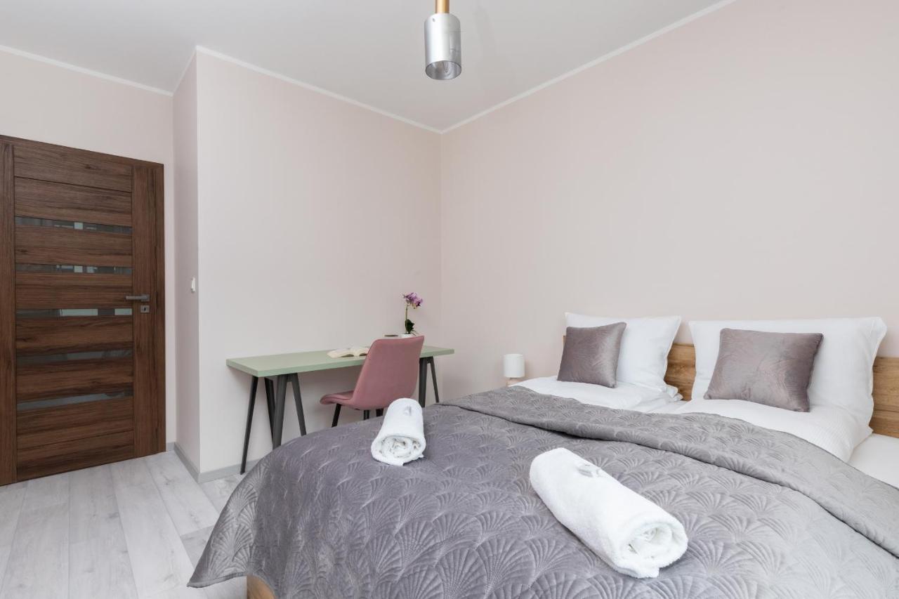 Plac Unii Apartment Gdynia By Noclegi Renters Exterior foto
