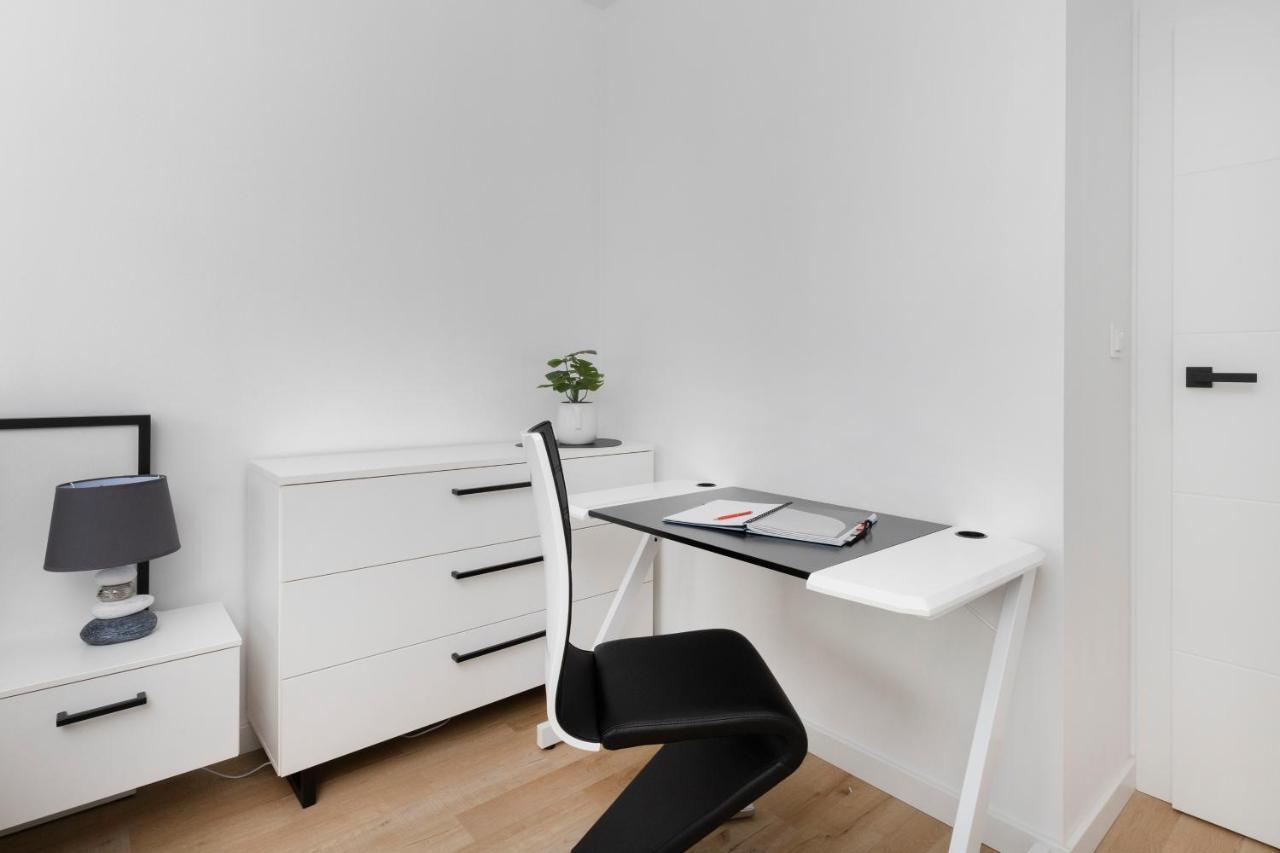 Plac Unii Apartment Gdynia By Noclegi Renters Exterior foto
